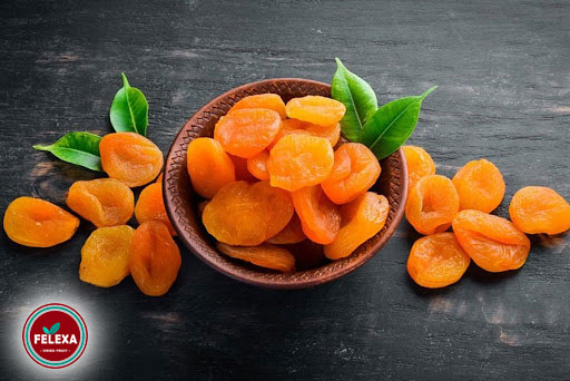 dried apricots